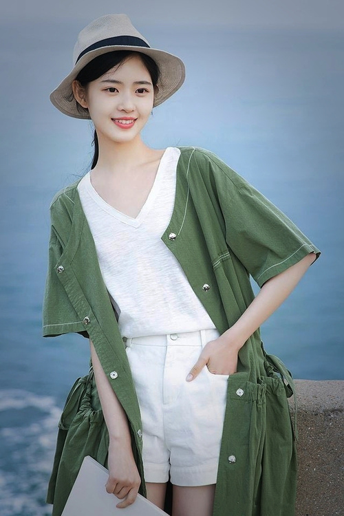 开云官方-意甲：乌迪内斯1-2败给佛罗伦萨，比赛中多次精彩扑救，乌迪内斯对罗马