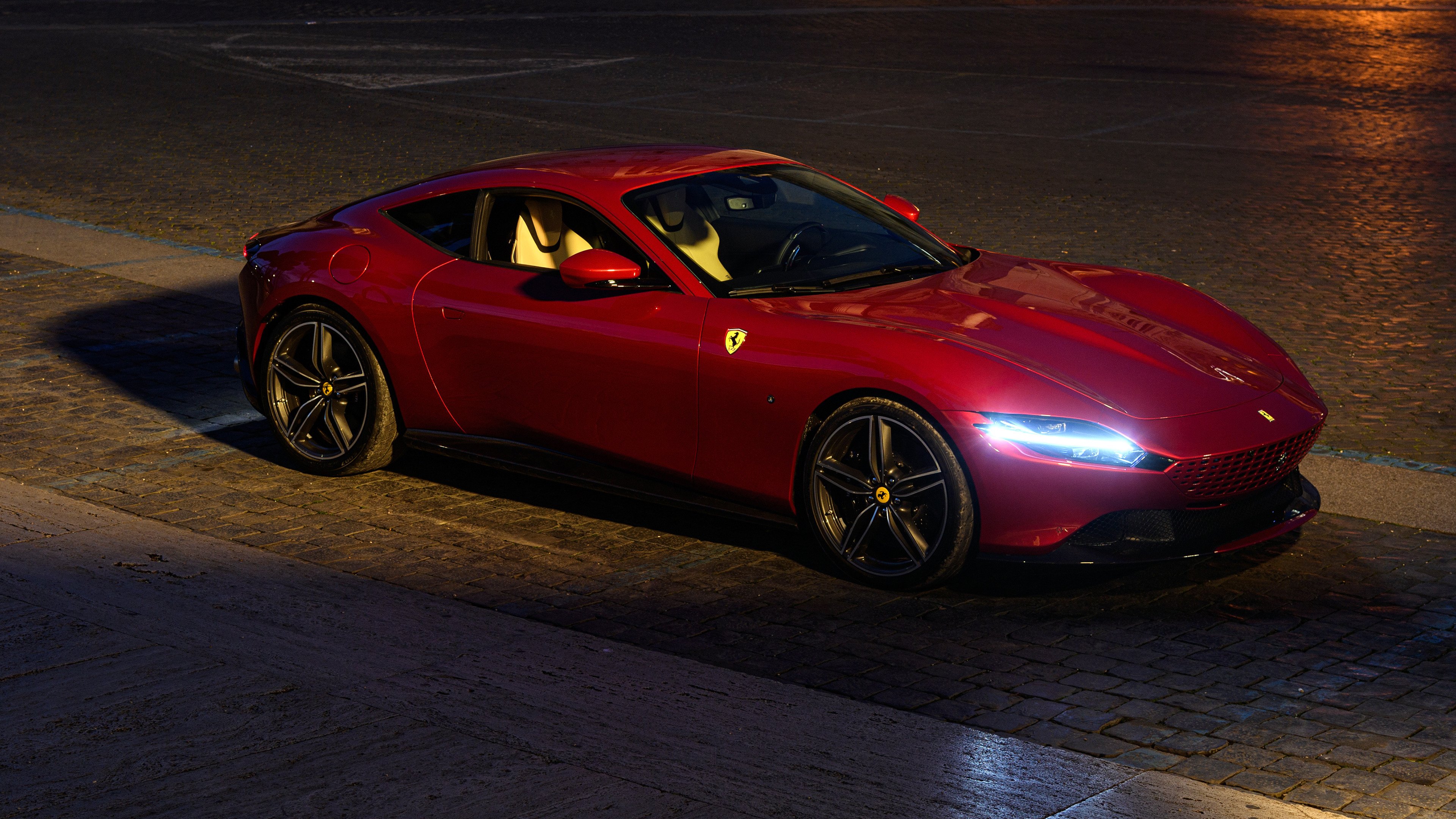 kaiyun中国官方网站-快速反击得手，迅速拉开比分差距，篮球快速反击