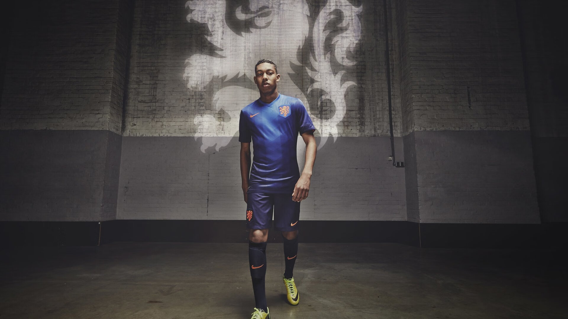 开云体育APP下载-英格兰状态回复，波兰急待胜利有望颜面扬光，波兰英格兰历史战绩