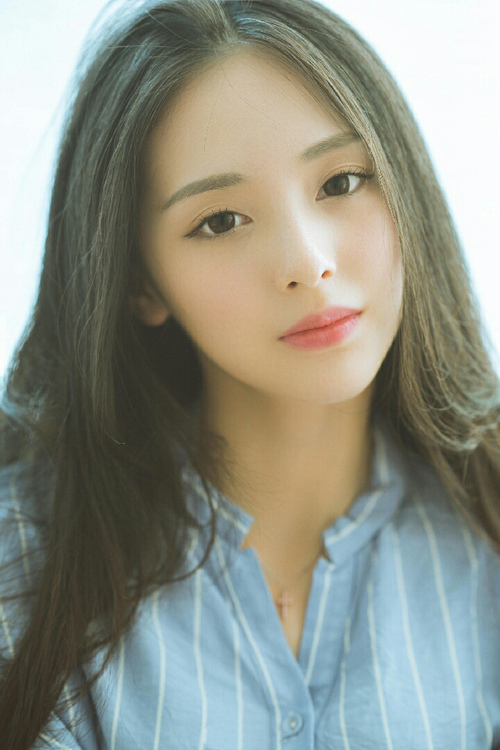 仰泳赛场韩国选手节奏稳定，仰泳比赛视频